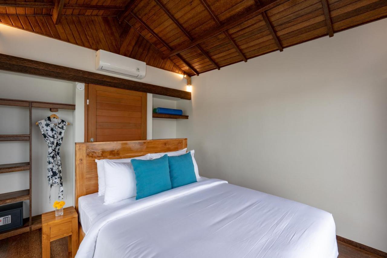 Hotel Indigo Blue Ceningan