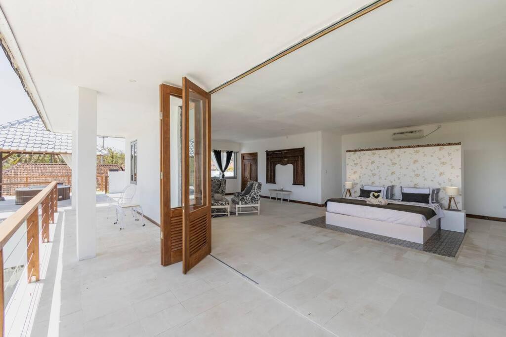 Orchid 18m Pool, Sea View Villa