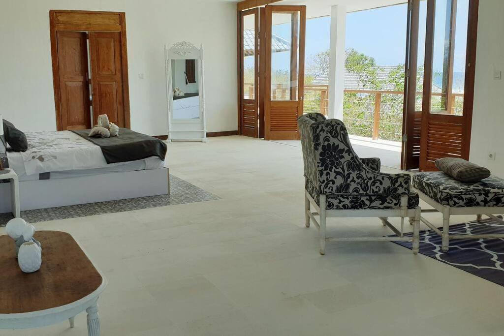 Orchid 18m Pool, Sea View