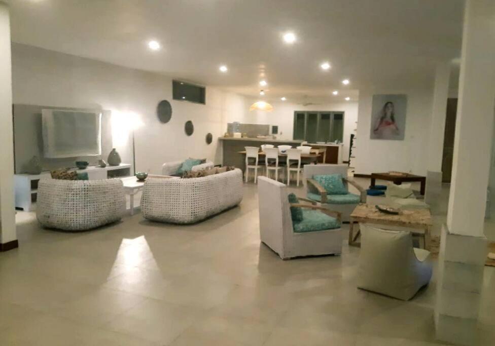 Orchid 18m Pool, Sea View Villa *