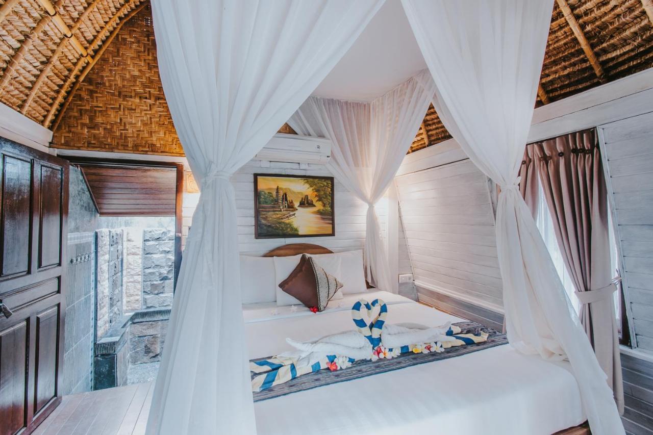 Holiday park Alam Nusa Huts & 3*