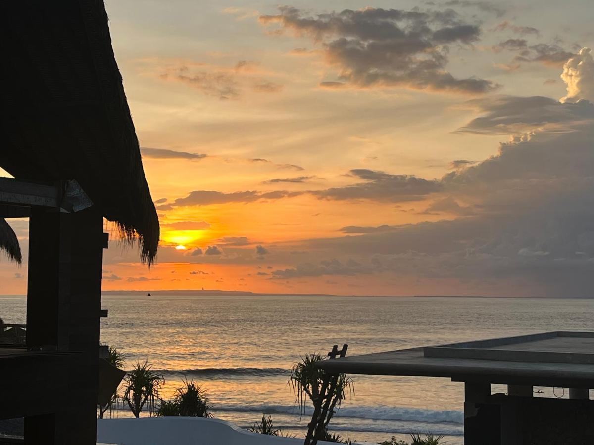 The Ocean Sunset Ceningan