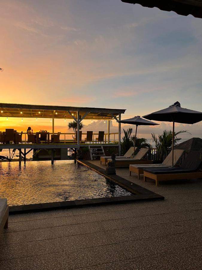 The Ocean Sunset Ceningan Taman liburan 3*