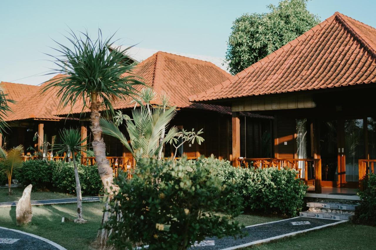 Holiday park Dini D'nusa 4*