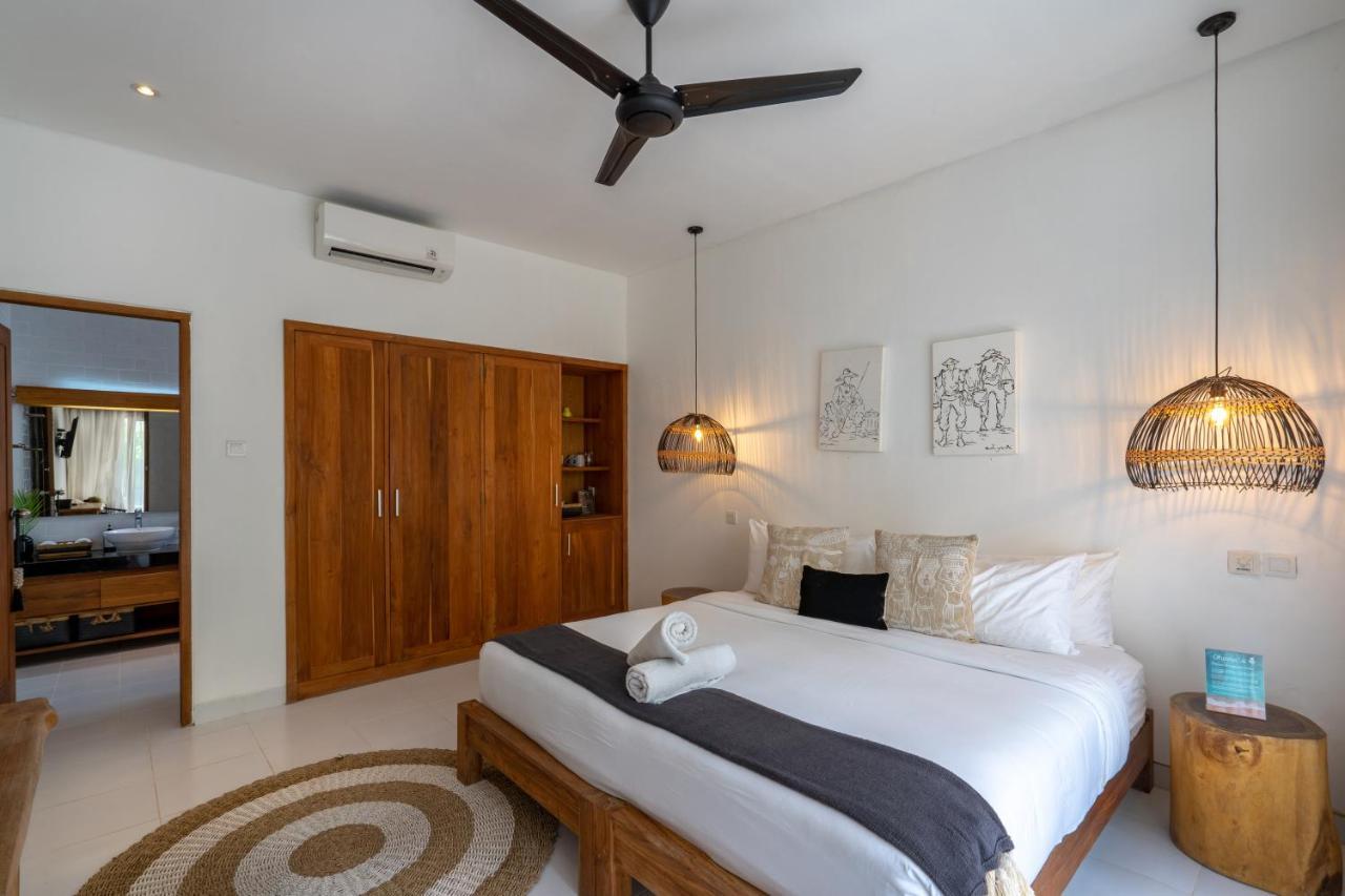 Ohana's Beachfront & Club Resort