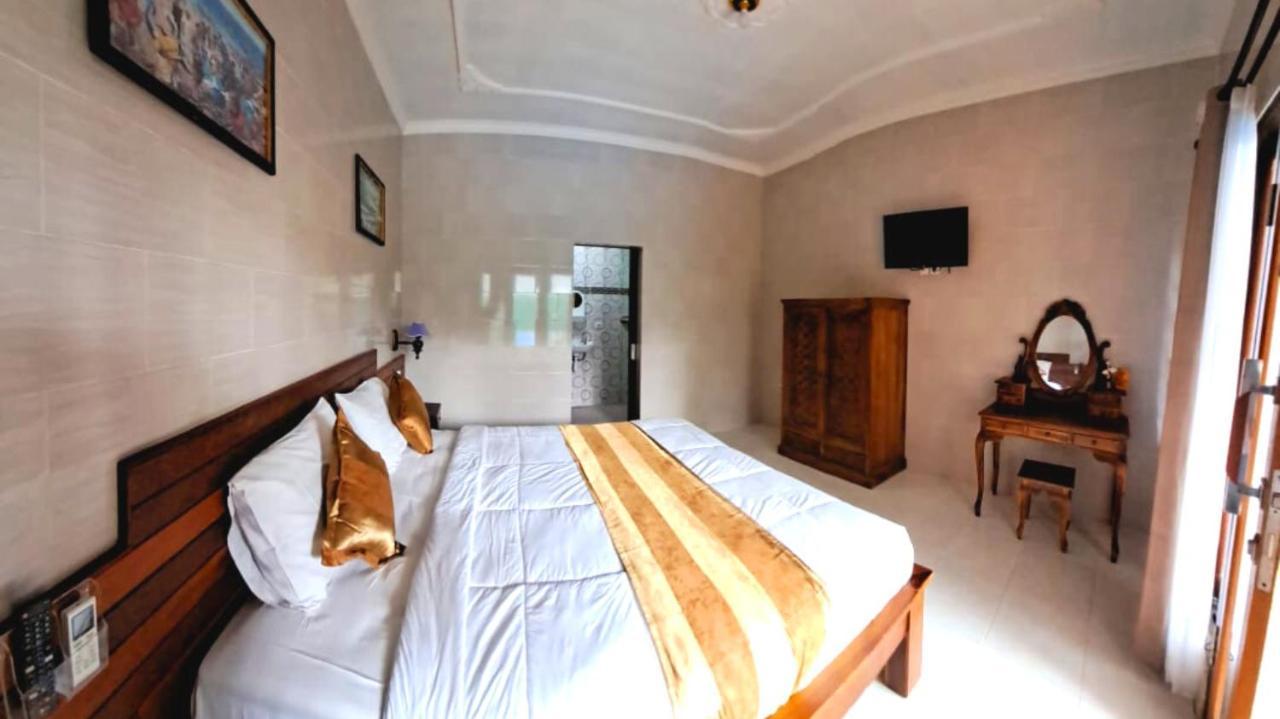 Guest house Wahyuga Sari Nita Salon & *