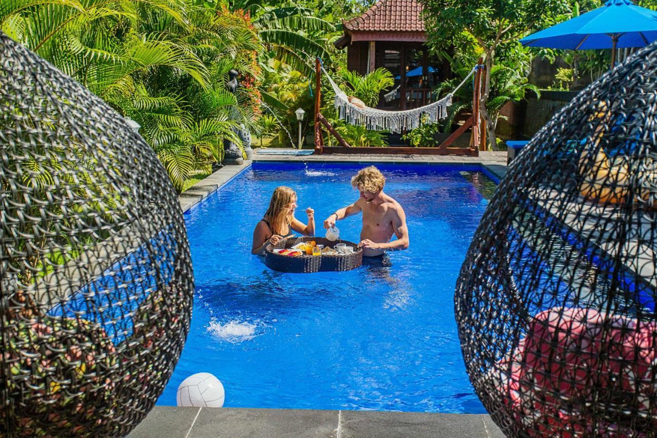 Guest house Tatak Bunut Ceningan 3*