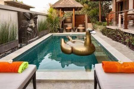 Agung Villa