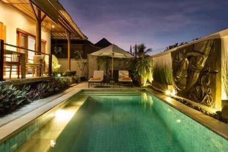 Agung Villa *