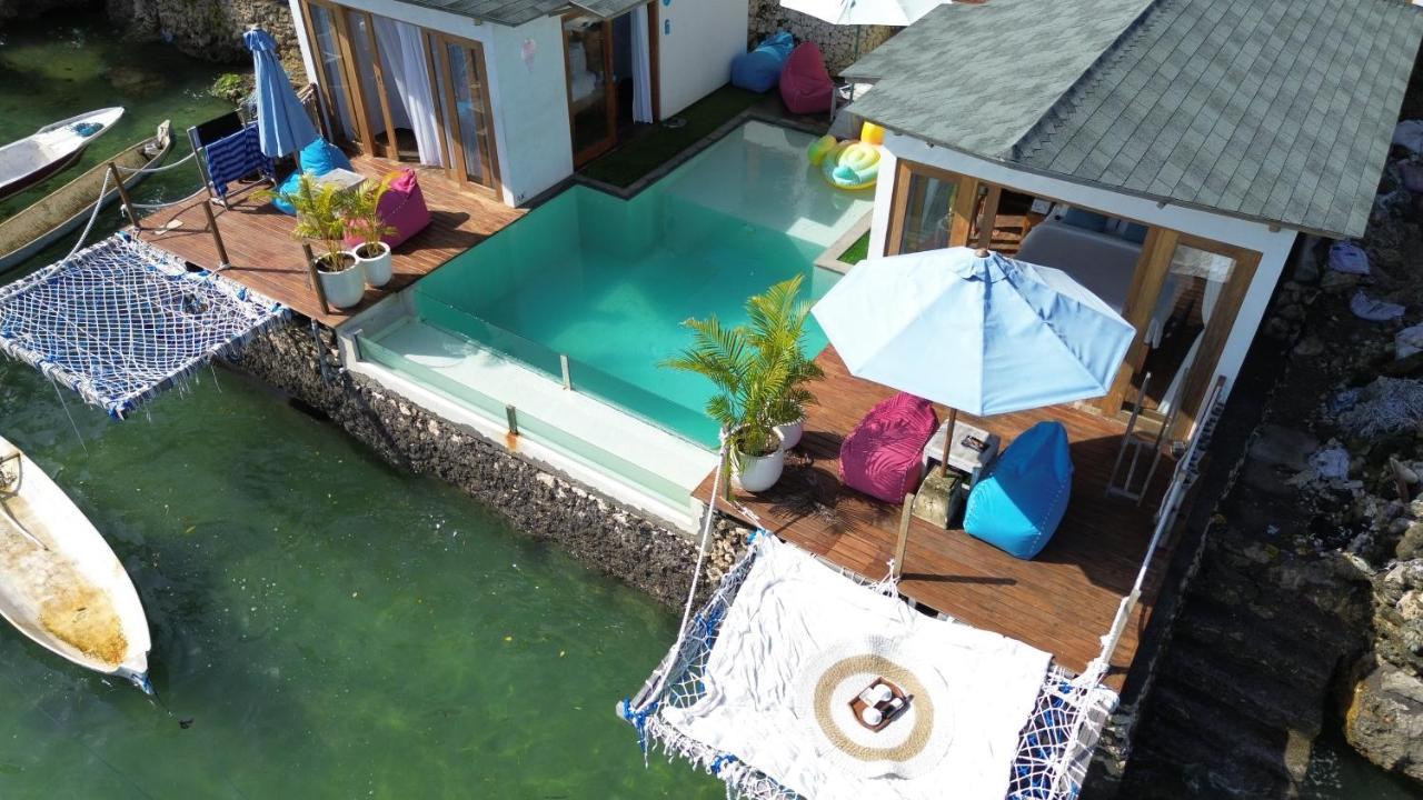 Indigo Blue Ceningan Hotel 3*