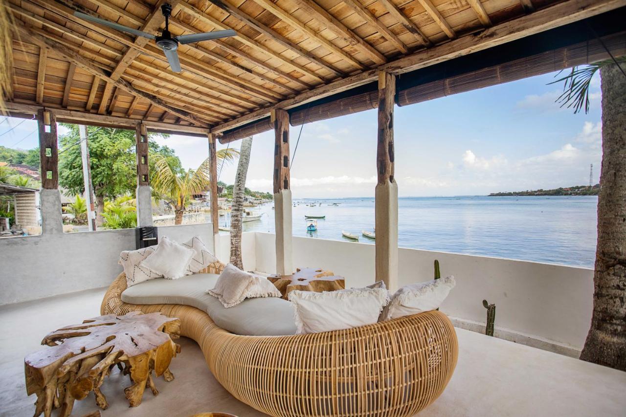 Sunset House Ceningan, 10 Person Beachview Private