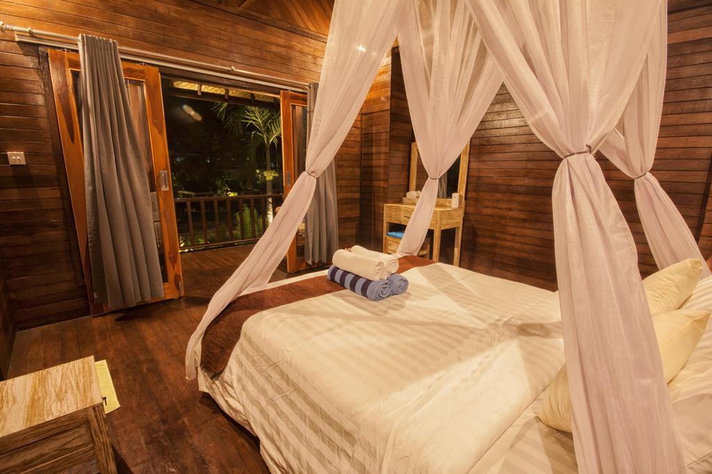 Holiday park Amora Hut's Nusa Lembongan (Bali)