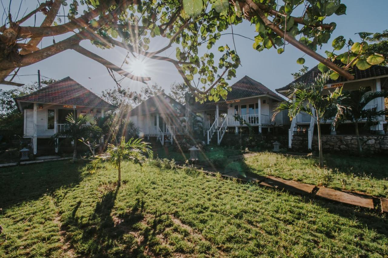 Hotel Paluh Huts 3*