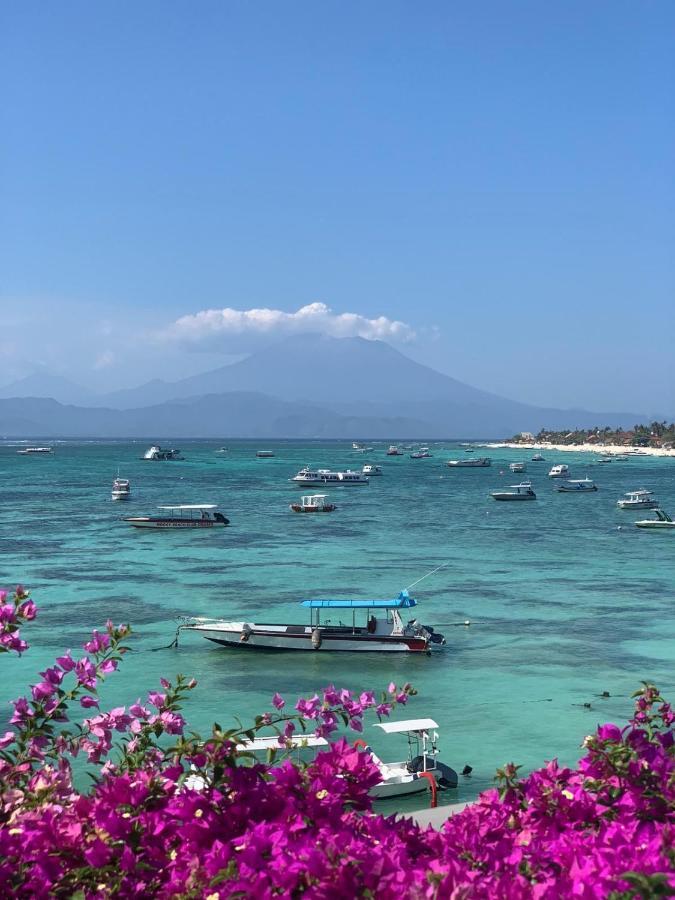 Pantai Nusa Villa *