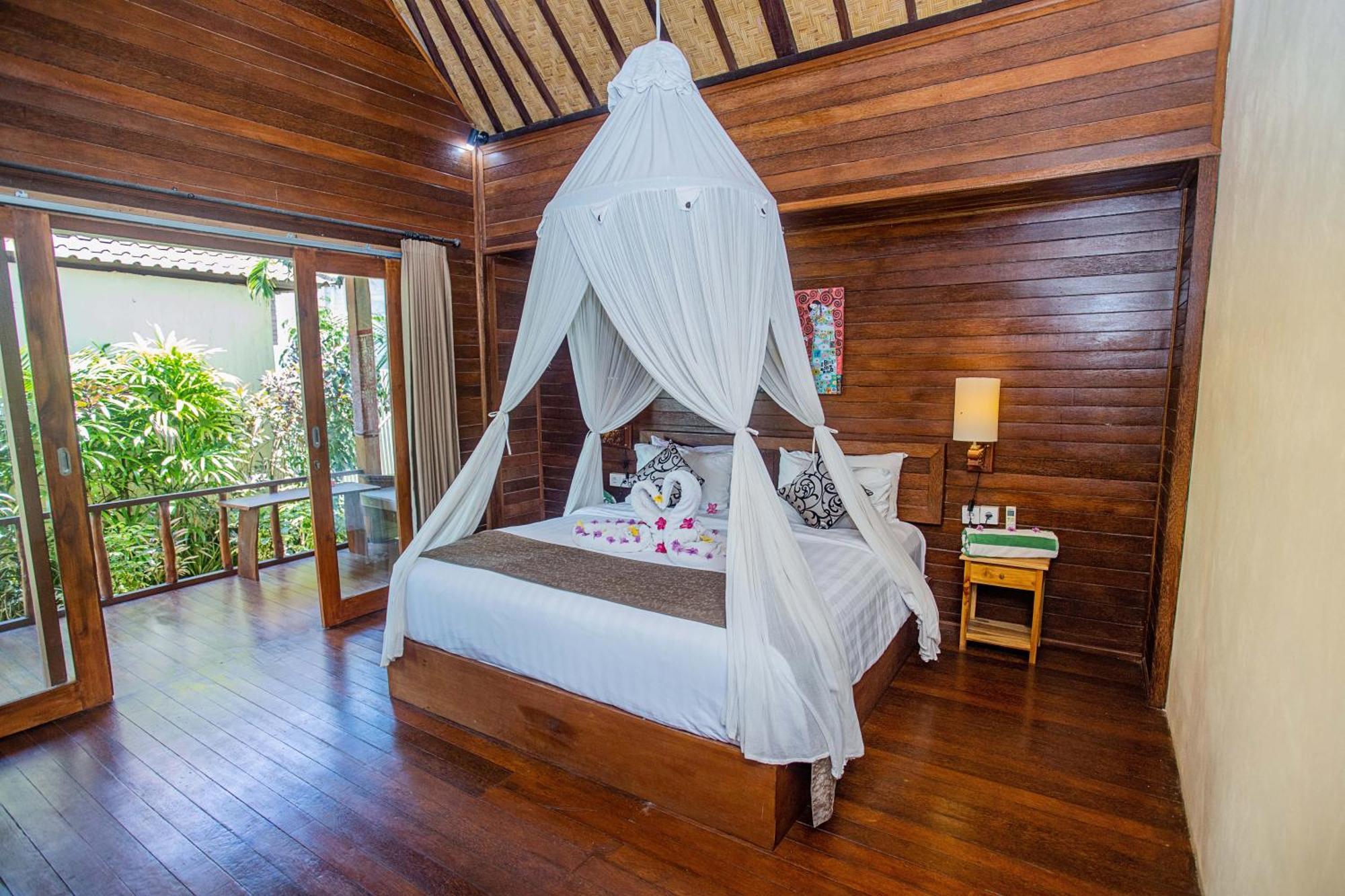 Hotel D'muncuk Huts