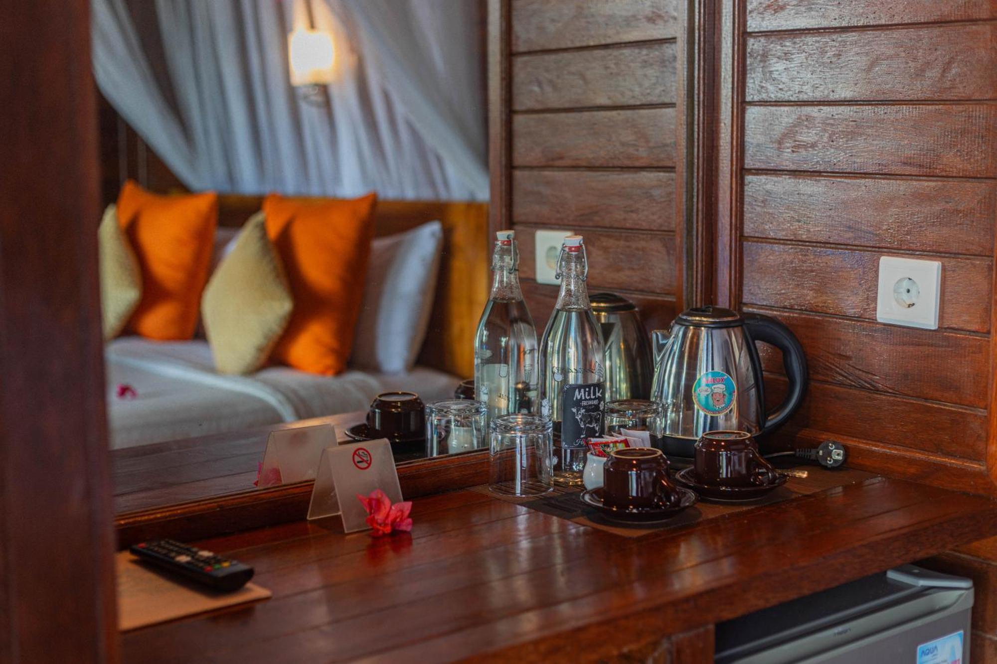 Guest house Tatak Bunut Ceningan 3*
