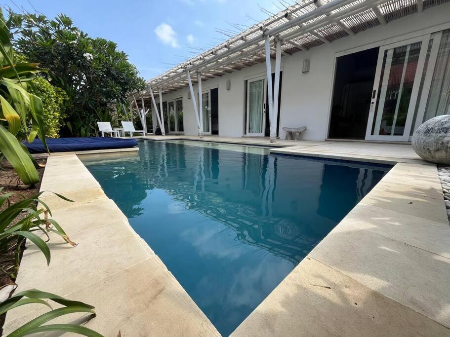 Sari Nusa - Three Bedroom Villa Nusa Lembongan (Bali)