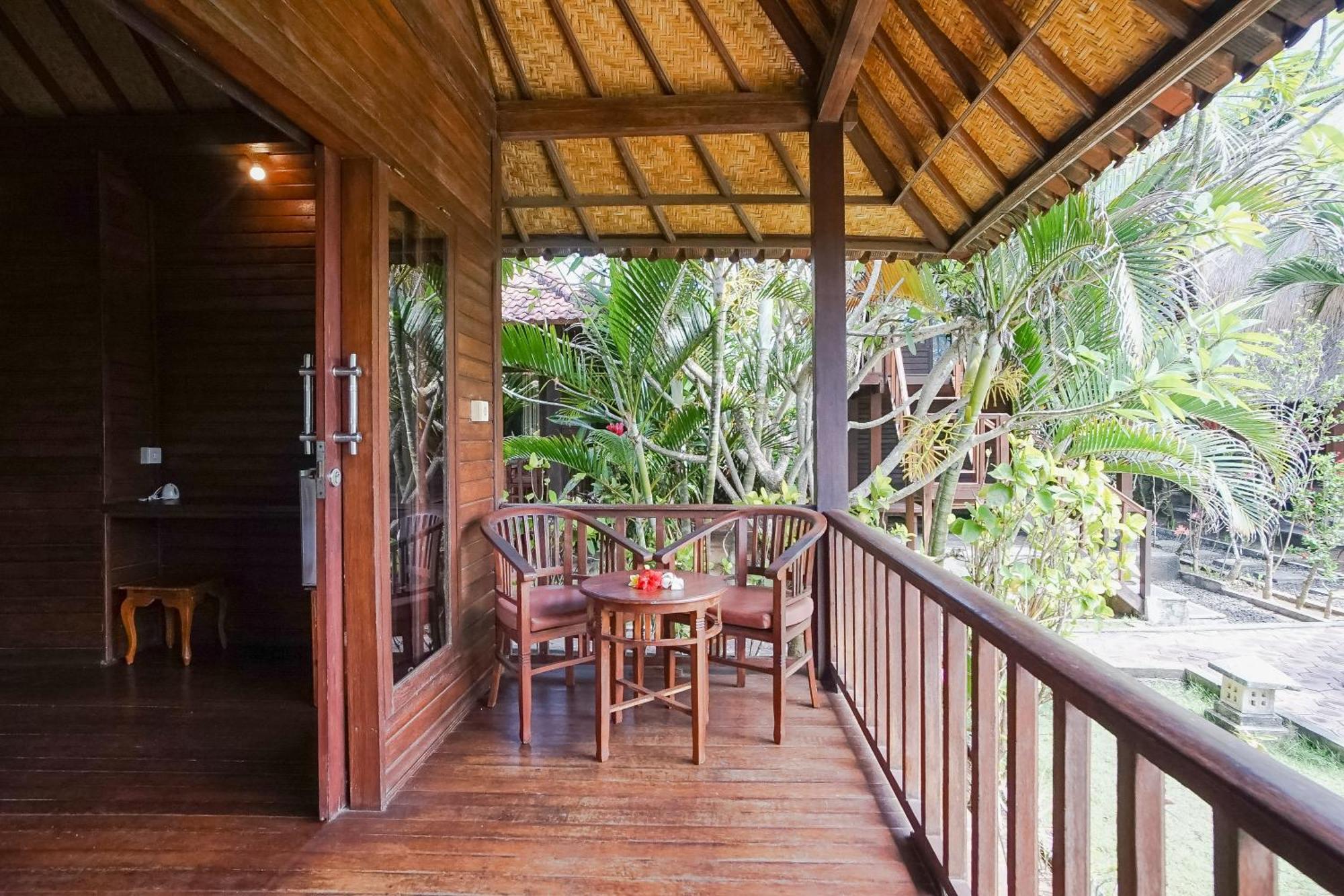 Abian Huts Dream 3*