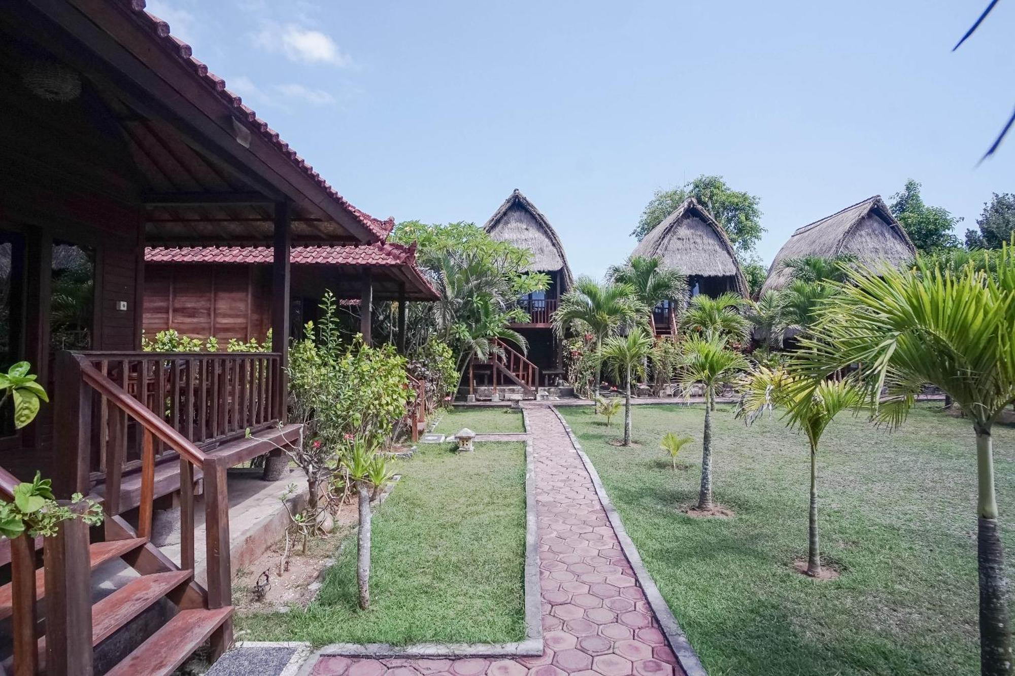 Taman liburan Abian Huts Dream 3*