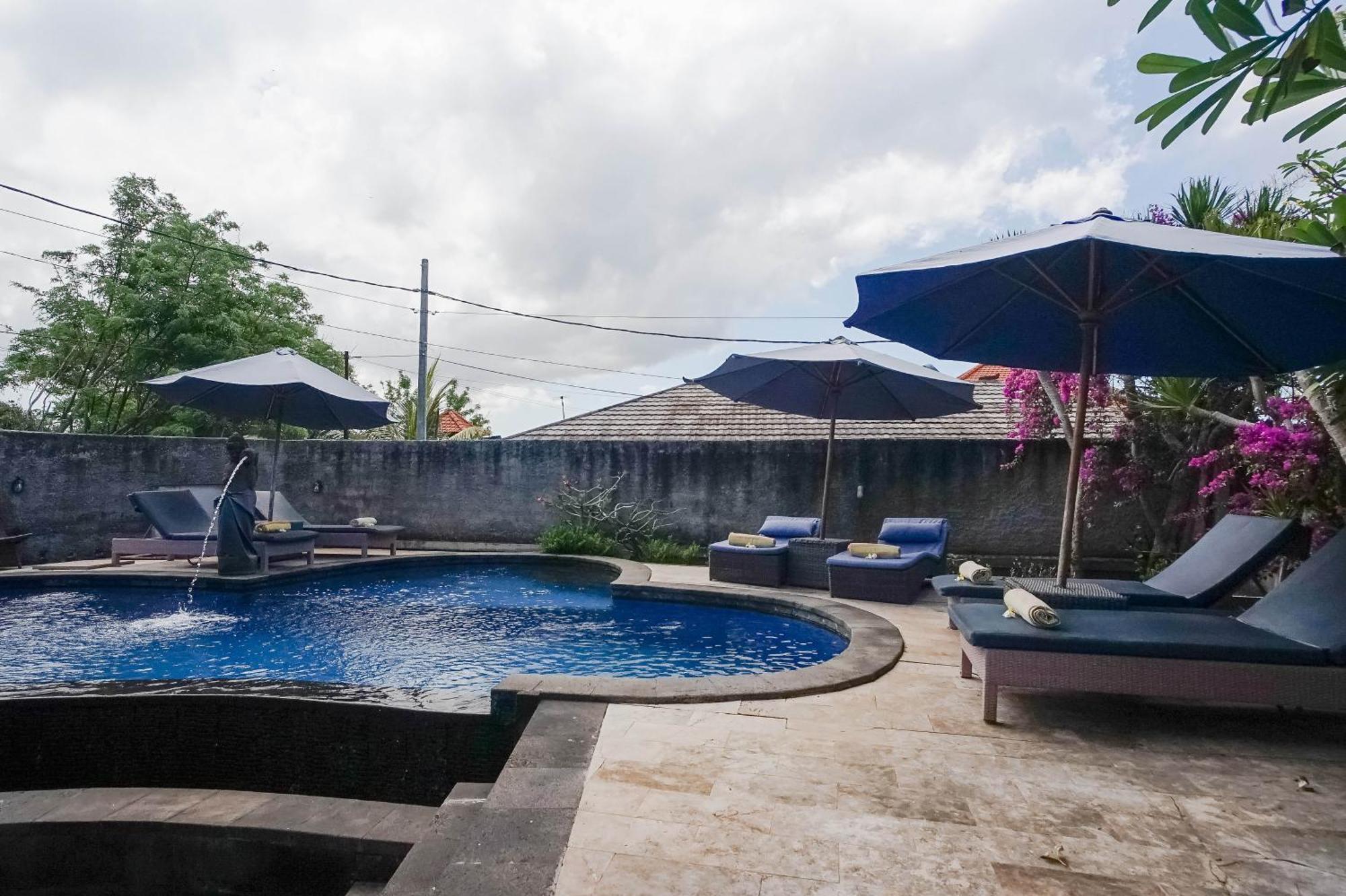 Taman liburan Abian Huts Dream 3*