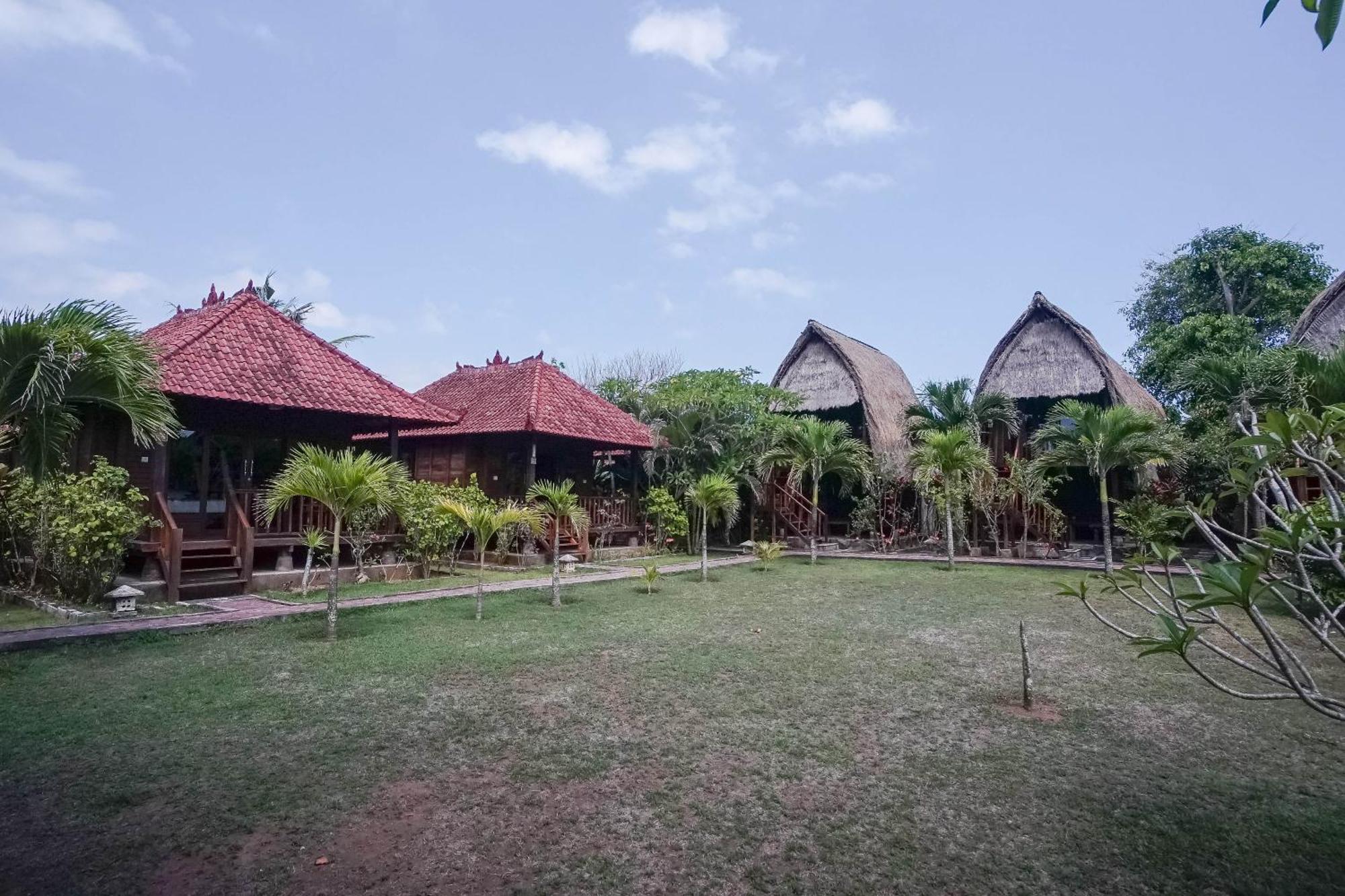 Taman liburan Abian Huts Dream 3*