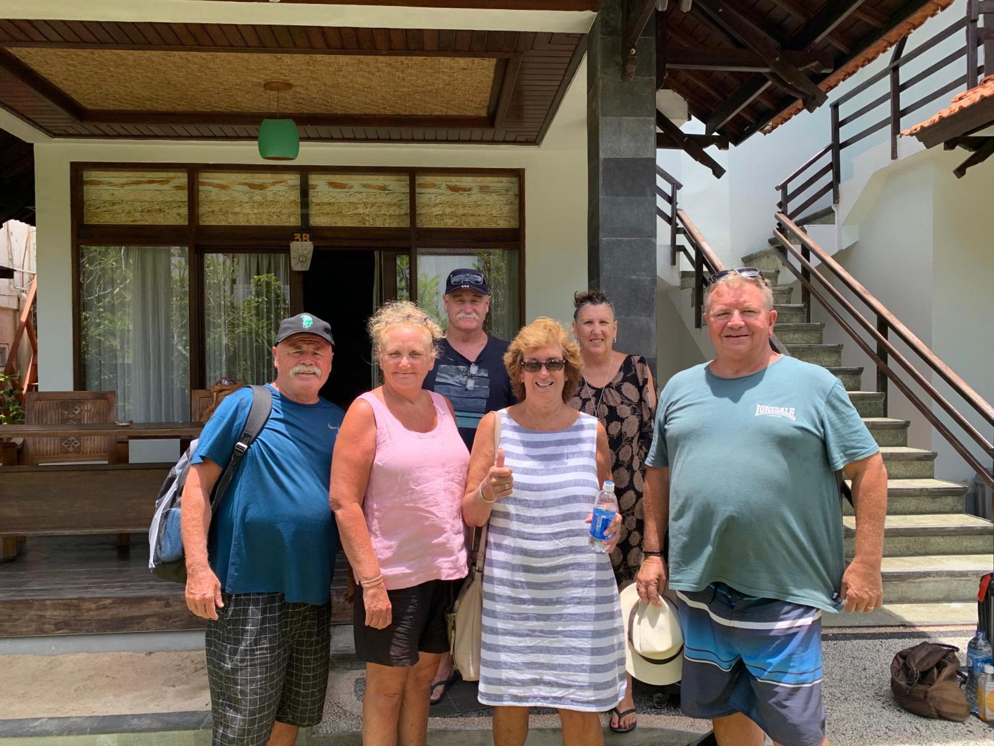 Ketut Losmen Holiday park
