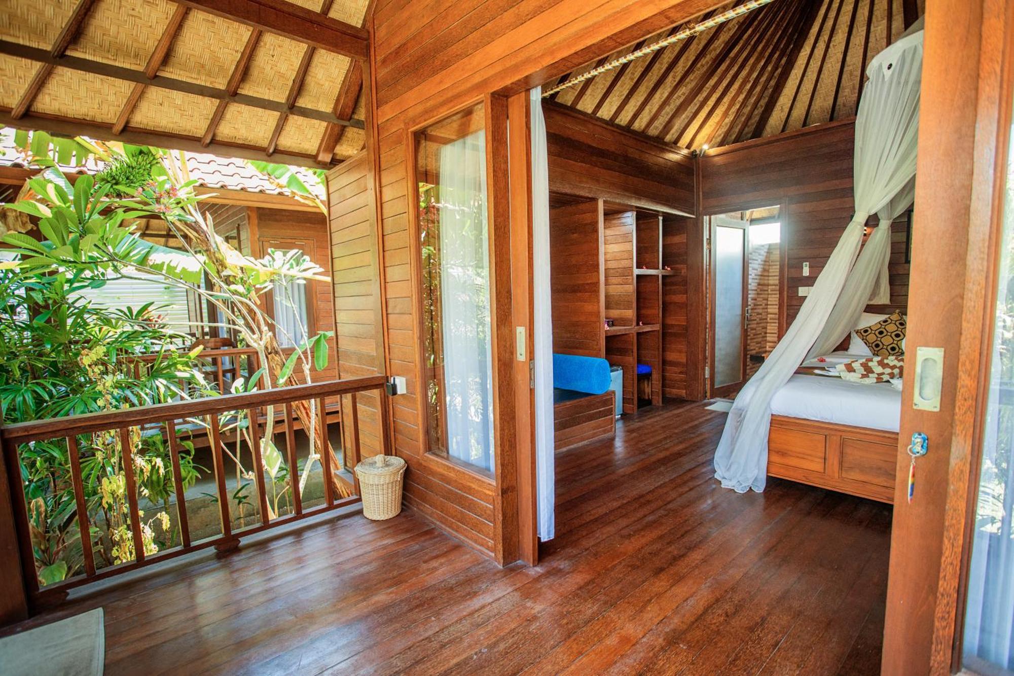 Bagus Dream Hotel 3*