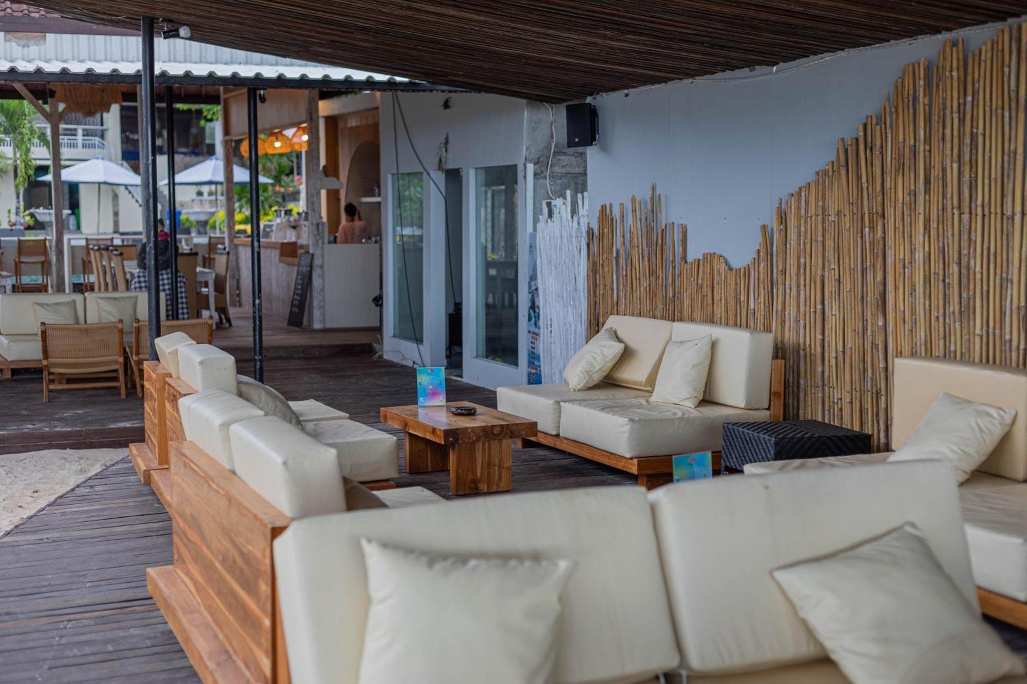The Tanis Nusa Resort 4*