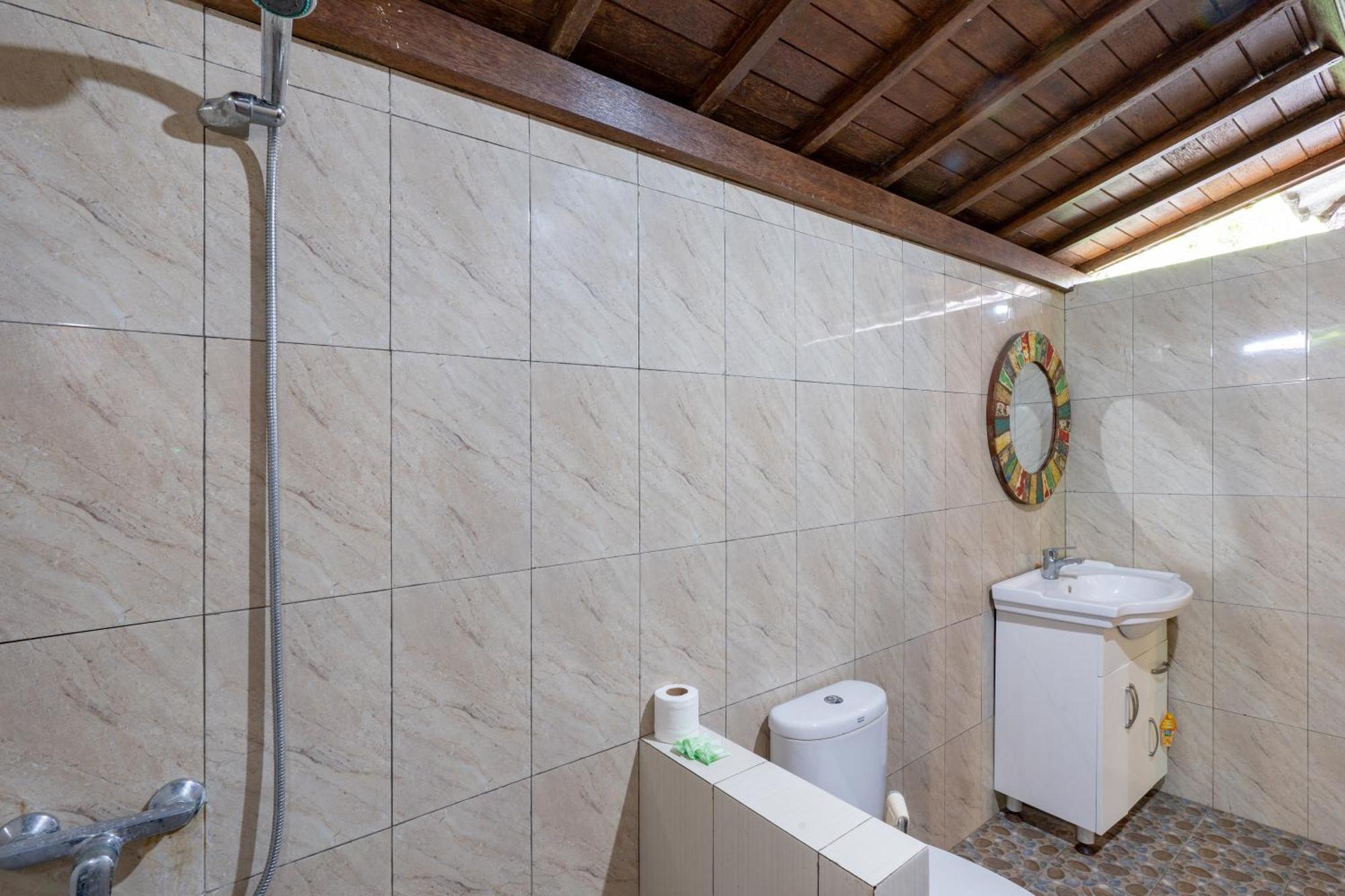 Guest house Raira Lembongan