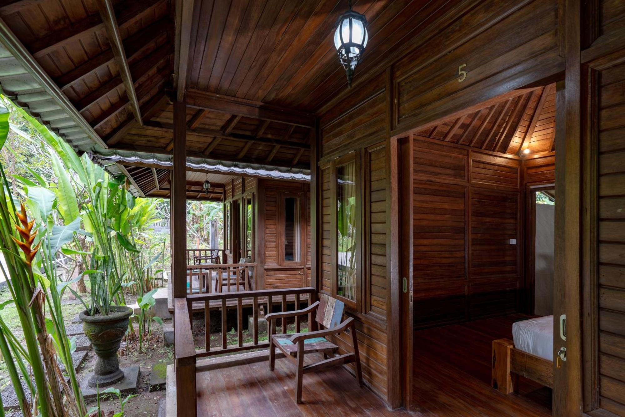 Guest house Raira Lembongan Nusa Lembongan (Bali)