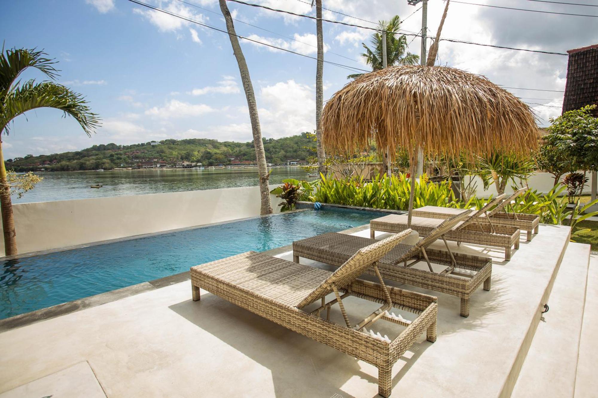 Sunset House Ceningan, 10 Person Beachview Private * Nusa Lembongan (Bali)