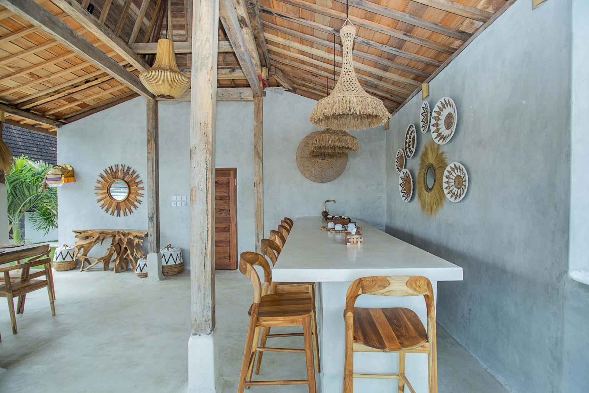 Sunset House Ceningan, 10 Person Beachview Private *