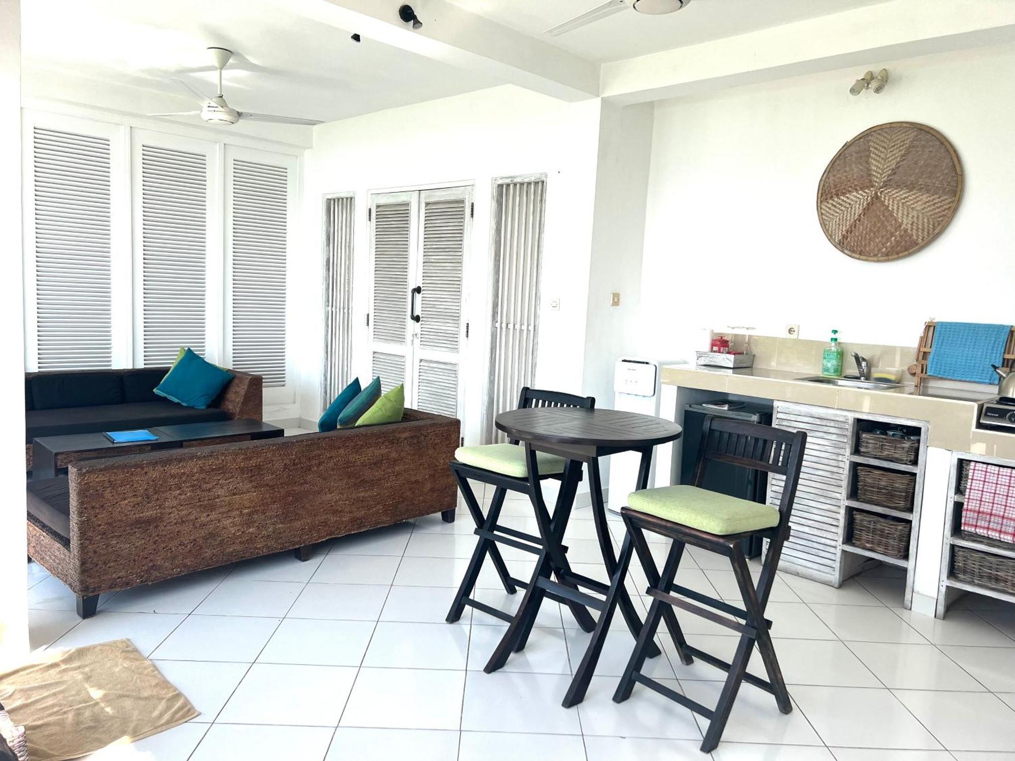 Atas Villa *