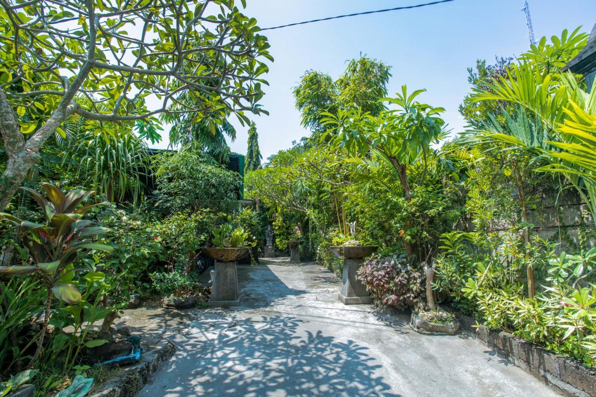 221 Garden Taman liburan 3*