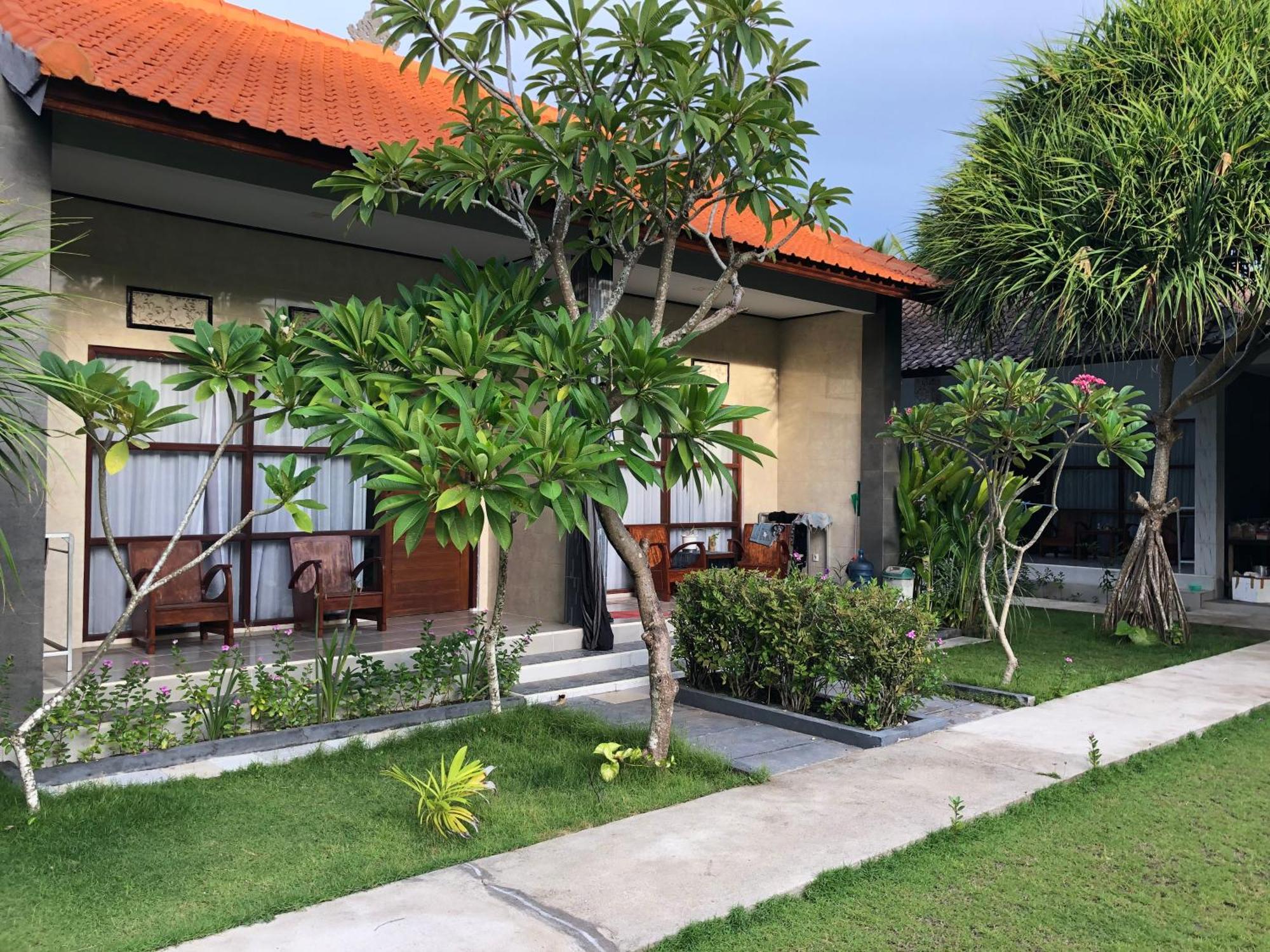 Maha Di Nusa Guest house