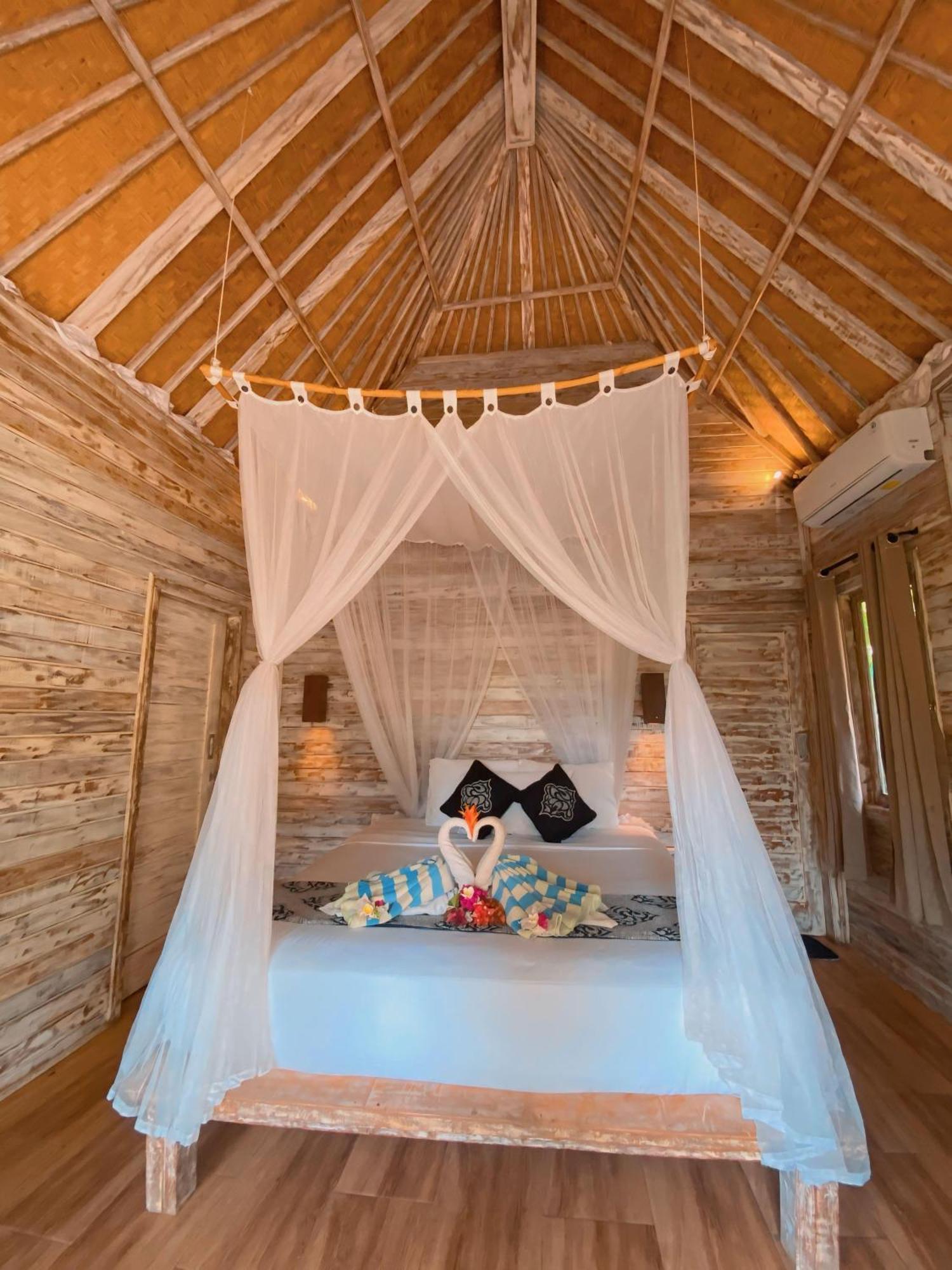 Harta 4* Nusa Lembongan (Bali)