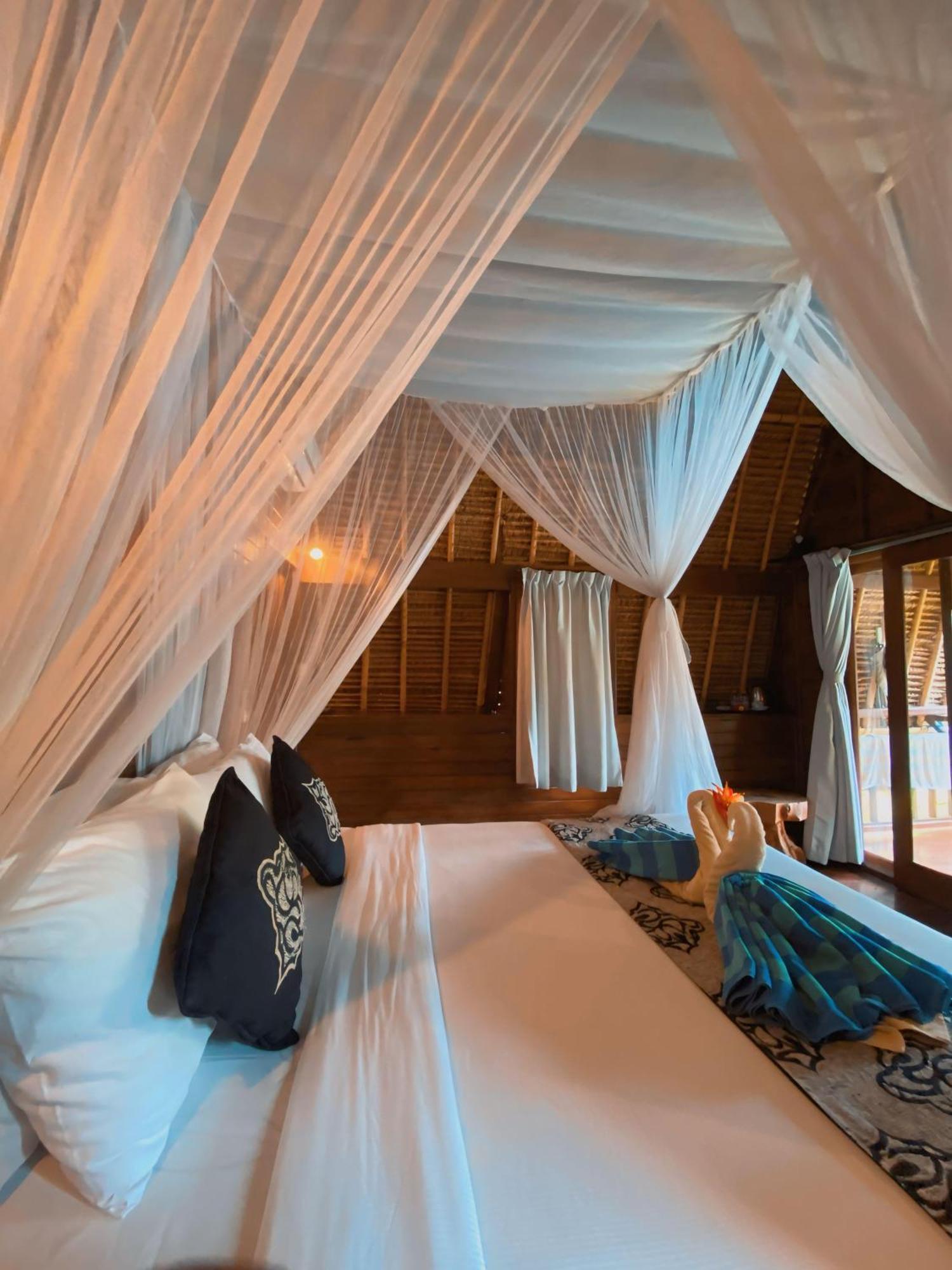 Harta 4* Nusa Lembongan (Bali)