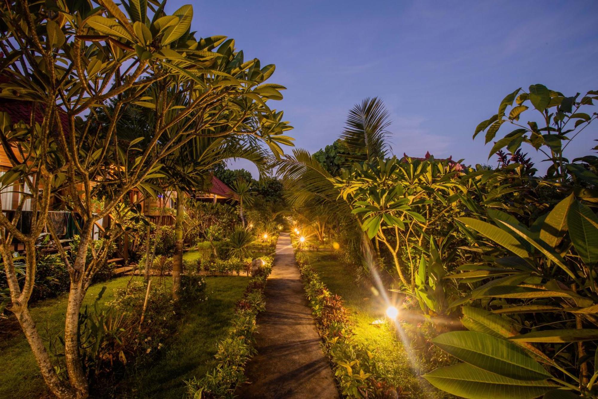 The Parnas Hotel 3*
