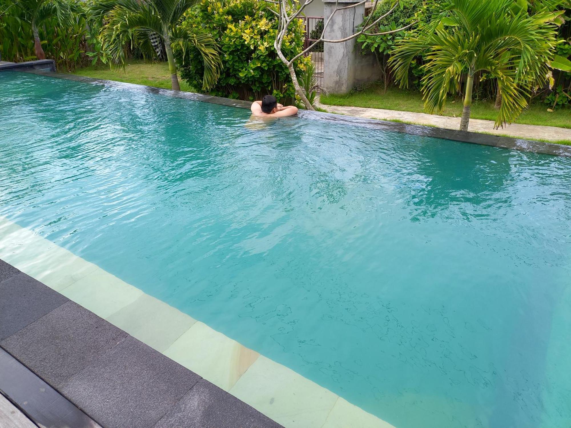 Taman liburan Samanta Huts