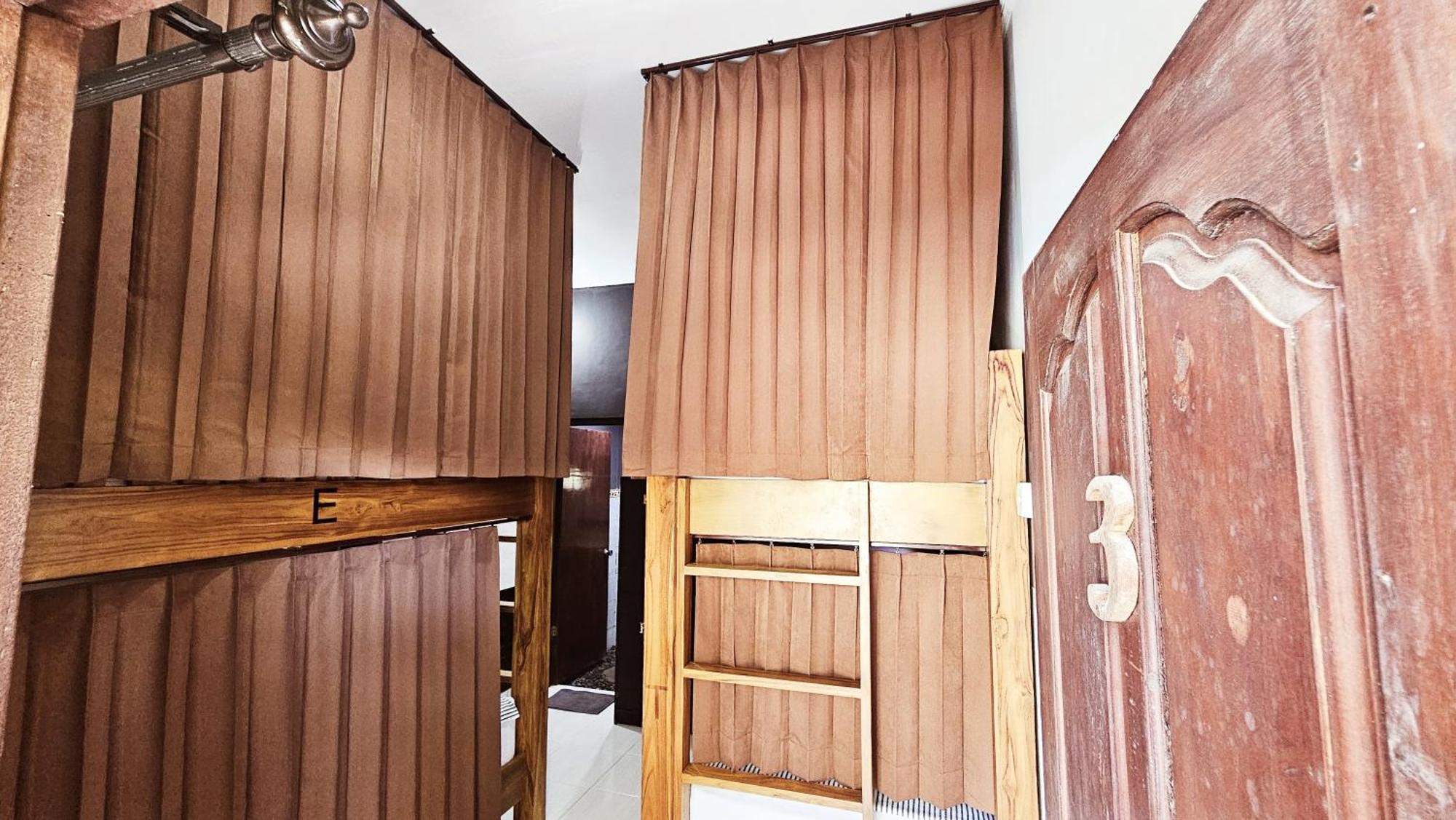 Suba Guest house *
