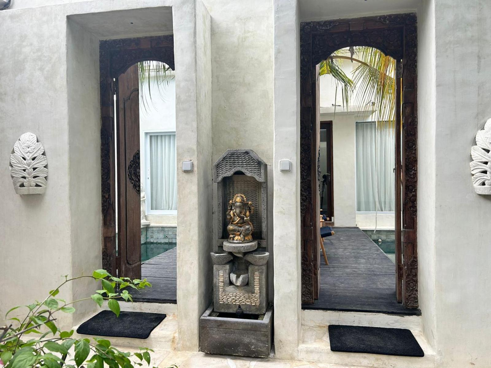 Eve Evy Private Pool *