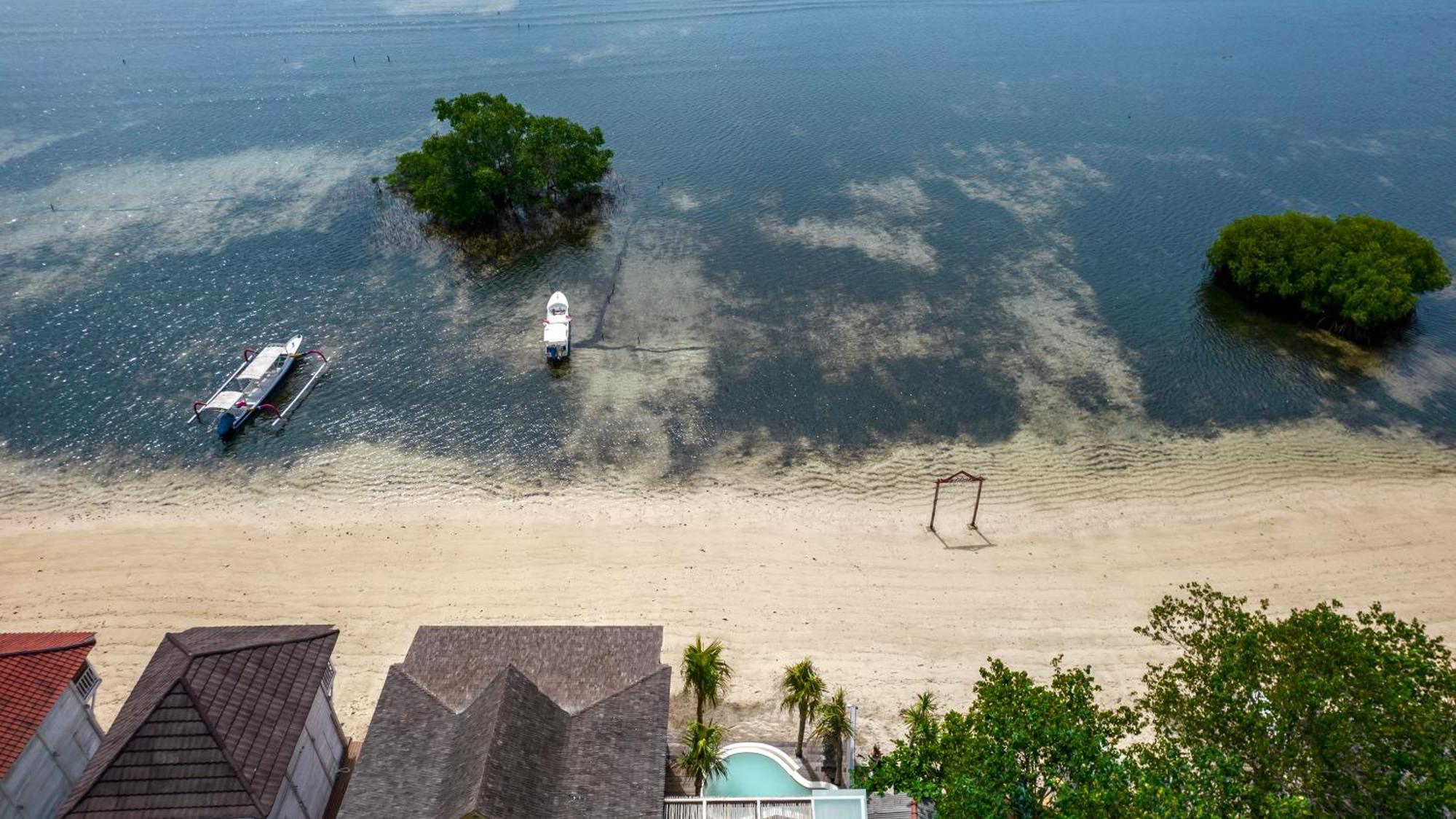 Sunset Wood By Alfred In Bali Villa Nusa Lembongan (Bali)