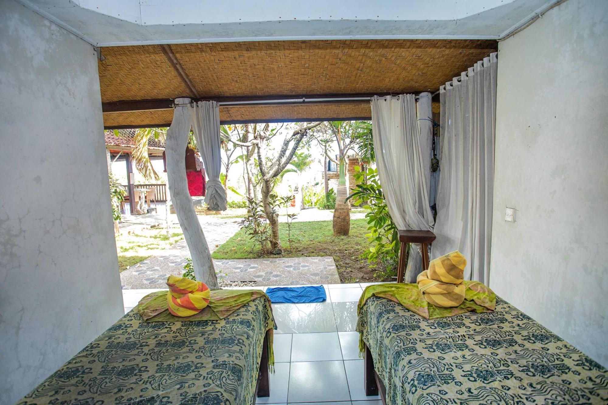 Sea View 3*