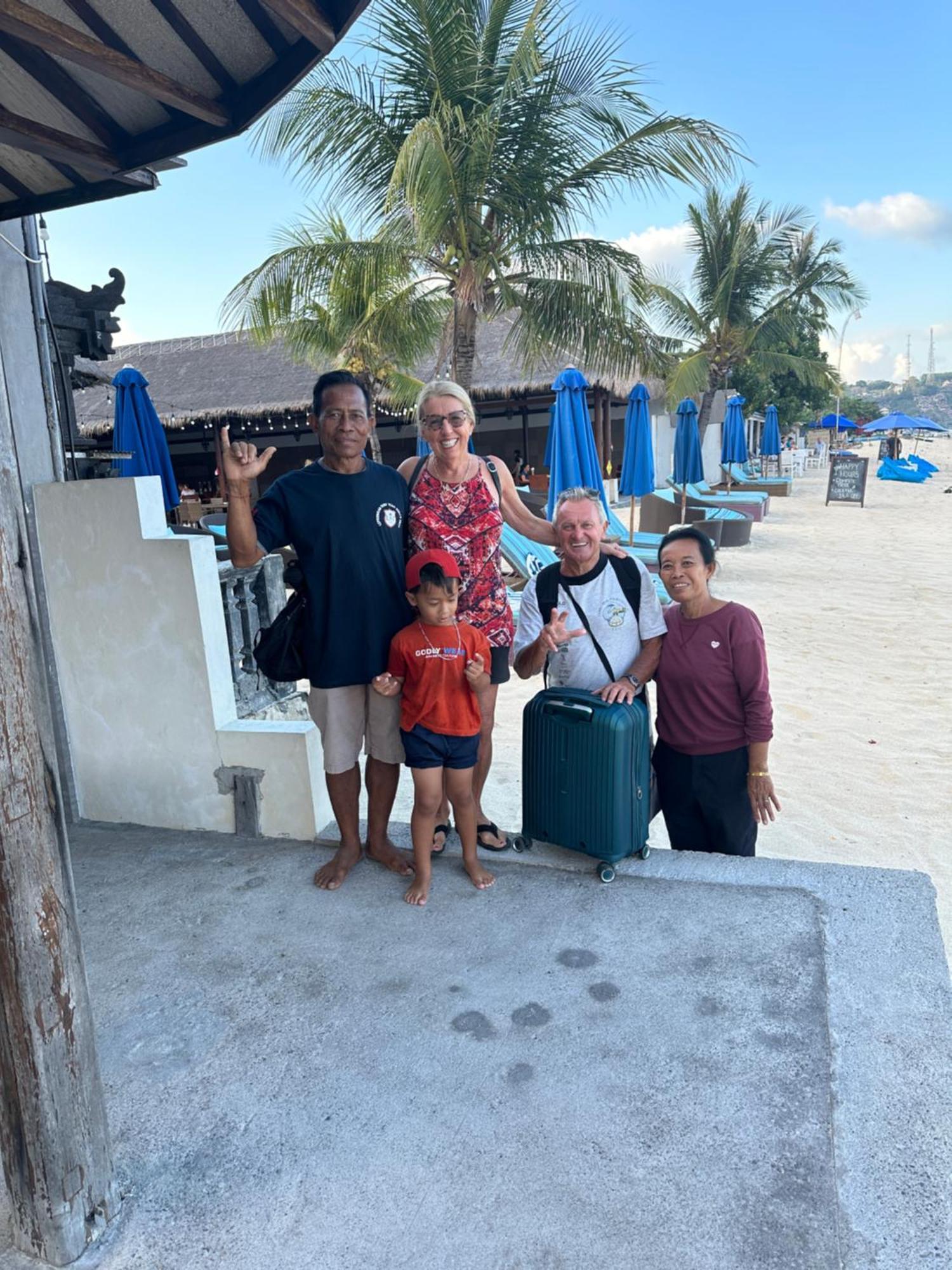 Ketut Losmen Holiday park