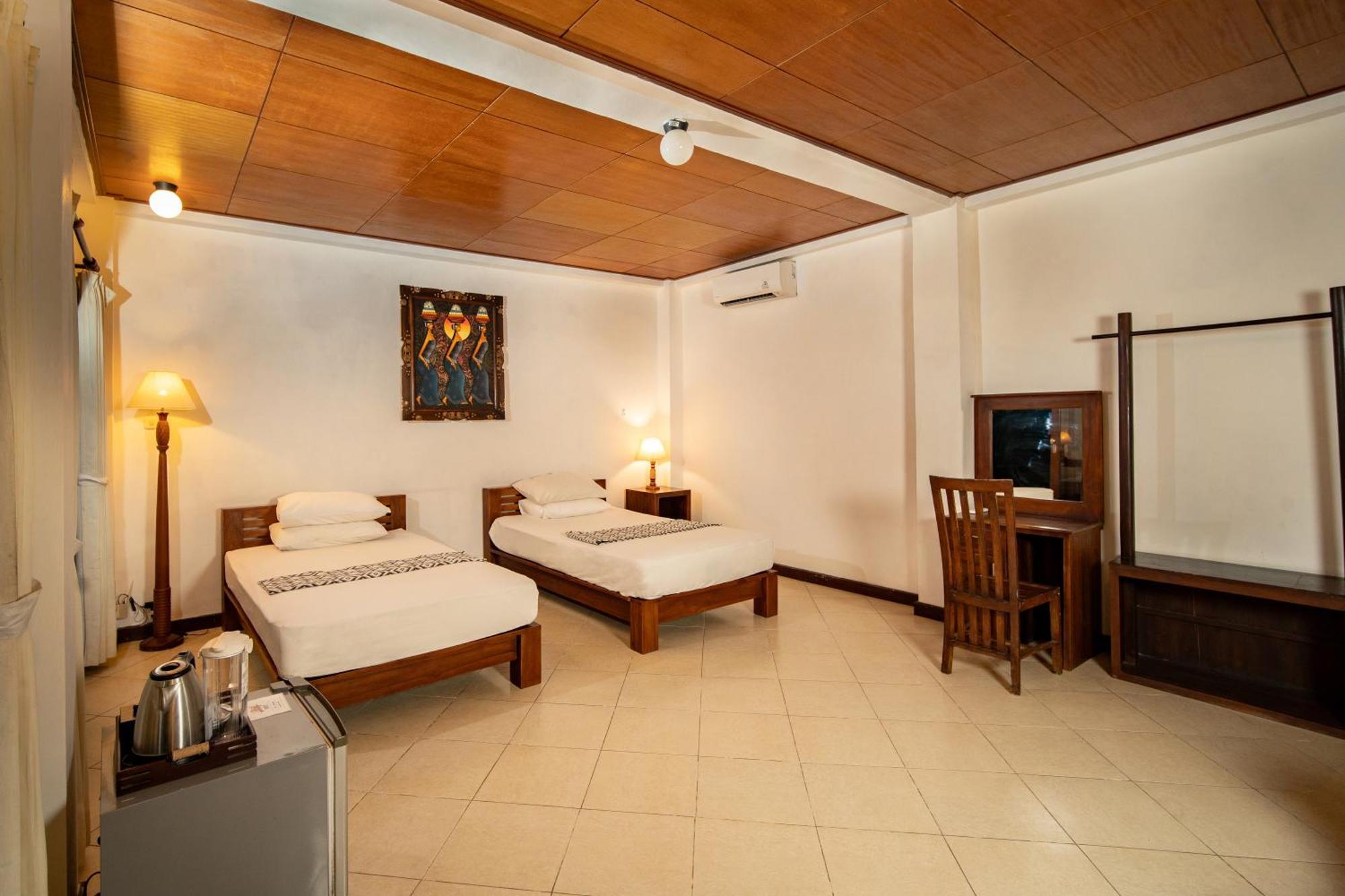 Hotel Reef *