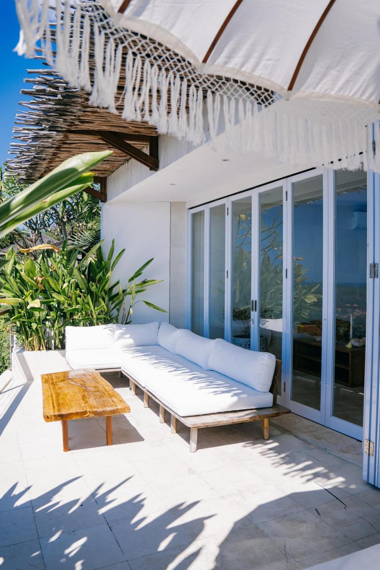 Villa Aqua Nusa - Luxury