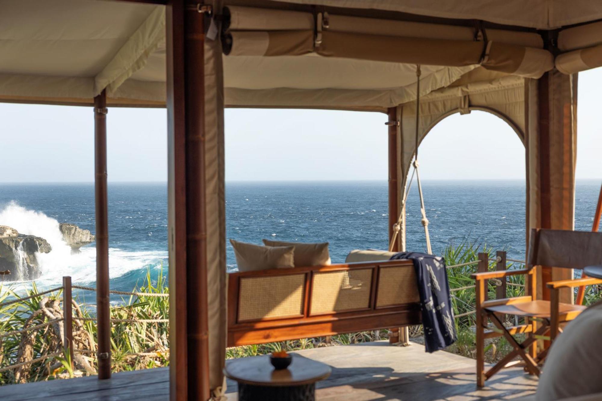 Arna And Ocean Lounge Tenda mewah
