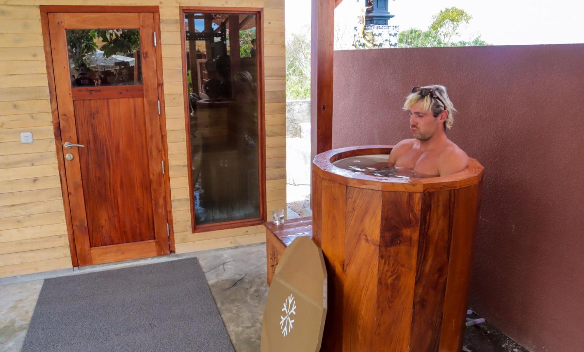 Mad Monkey Nusa Hostel Nusa Lembongan (Bali)