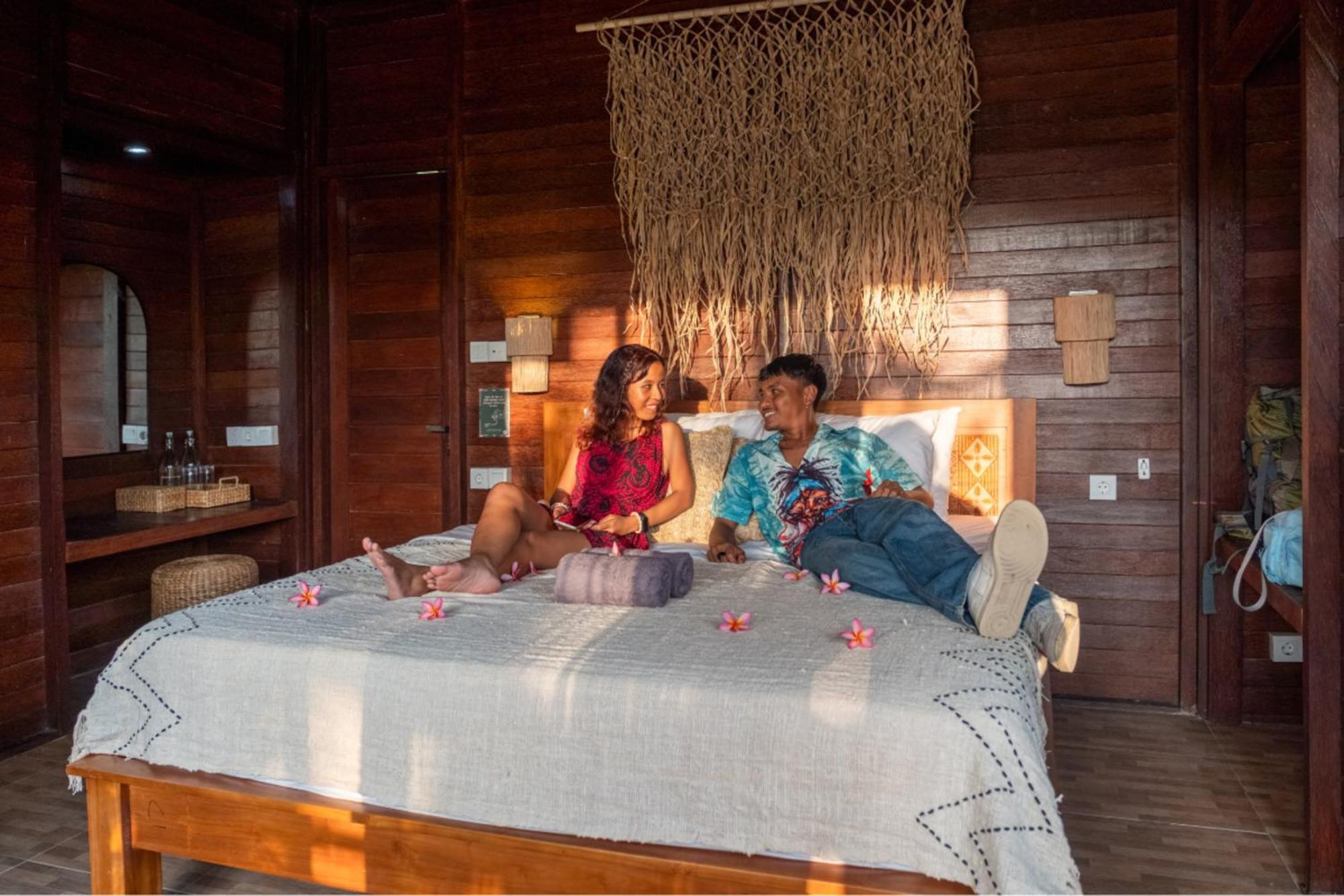 Mad Monkey Nusa Hostel *