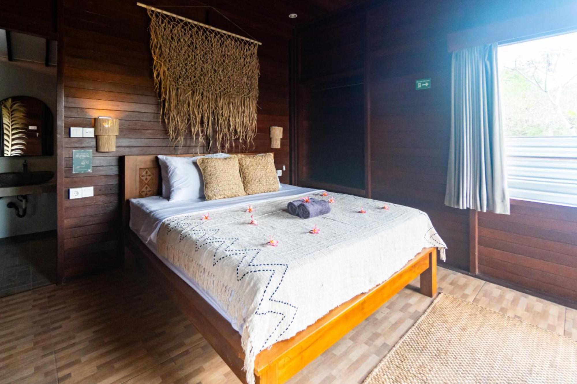 Hostel Mad Monkey Nusa Nusa Lembongan (Bali)